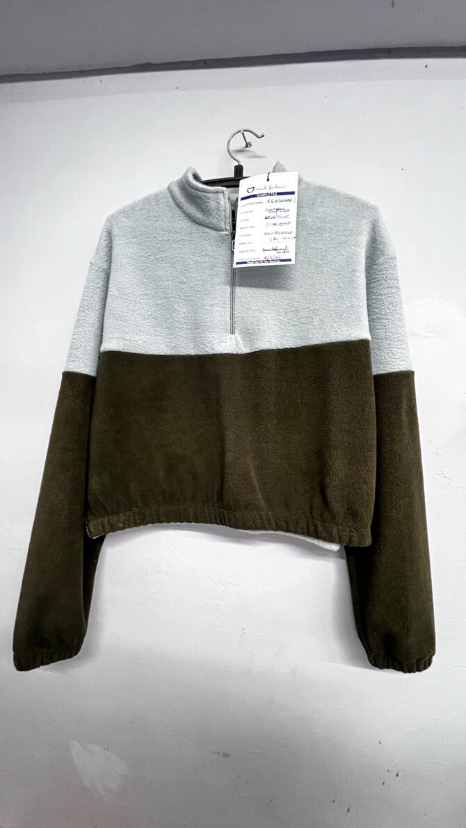 Two-Tone Fleece Half-Zip - Image 4
