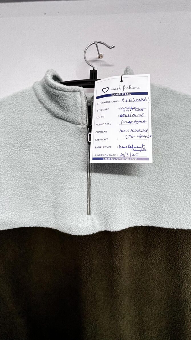 Two-Tone Fleece Half-Zip - Image 3