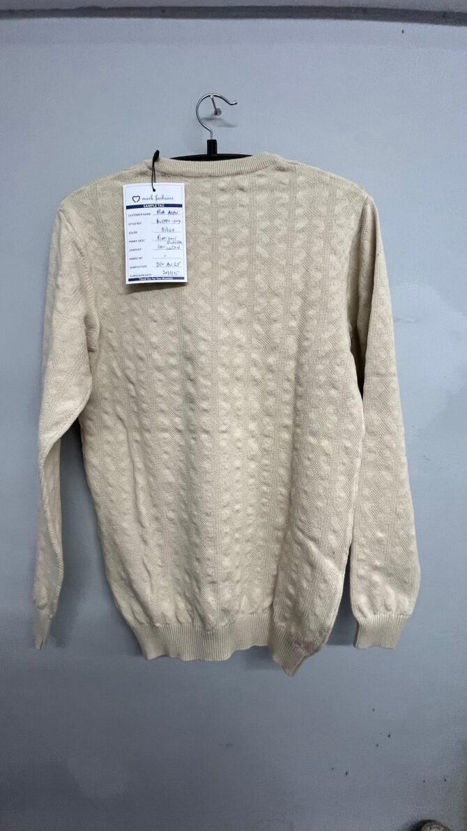 Beige Textured Knit Sweater - Image 4